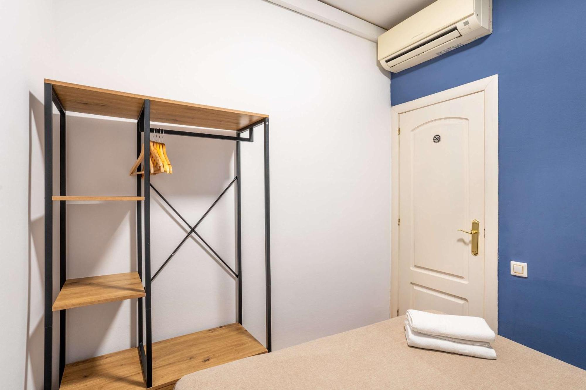 Next To Sagrada Familia 4-Bedroom Apartment Barcellona Esterno foto