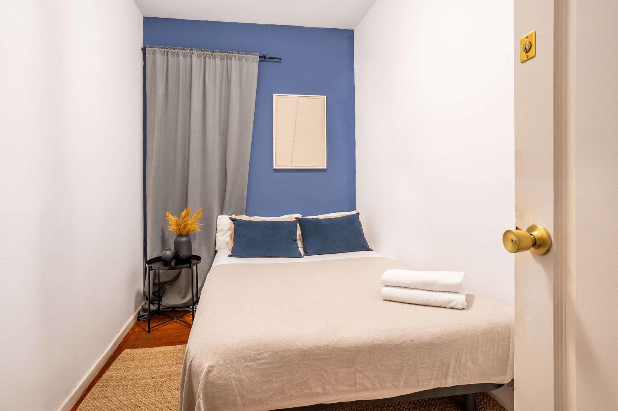 Next To Sagrada Familia 4-Bedroom Apartment Barcellona Esterno foto