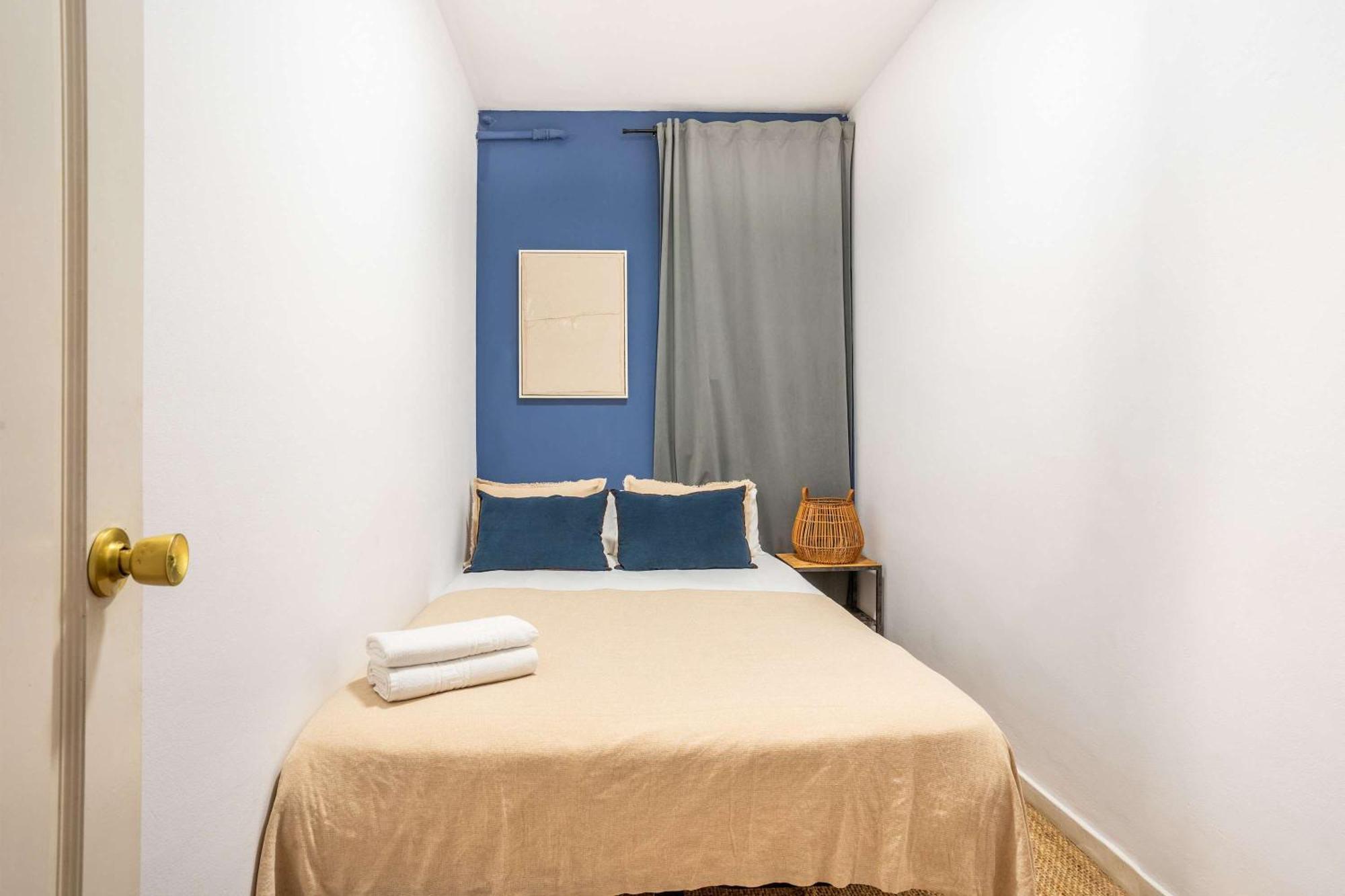 Next To Sagrada Familia 4-Bedroom Apartment Barcellona Esterno foto