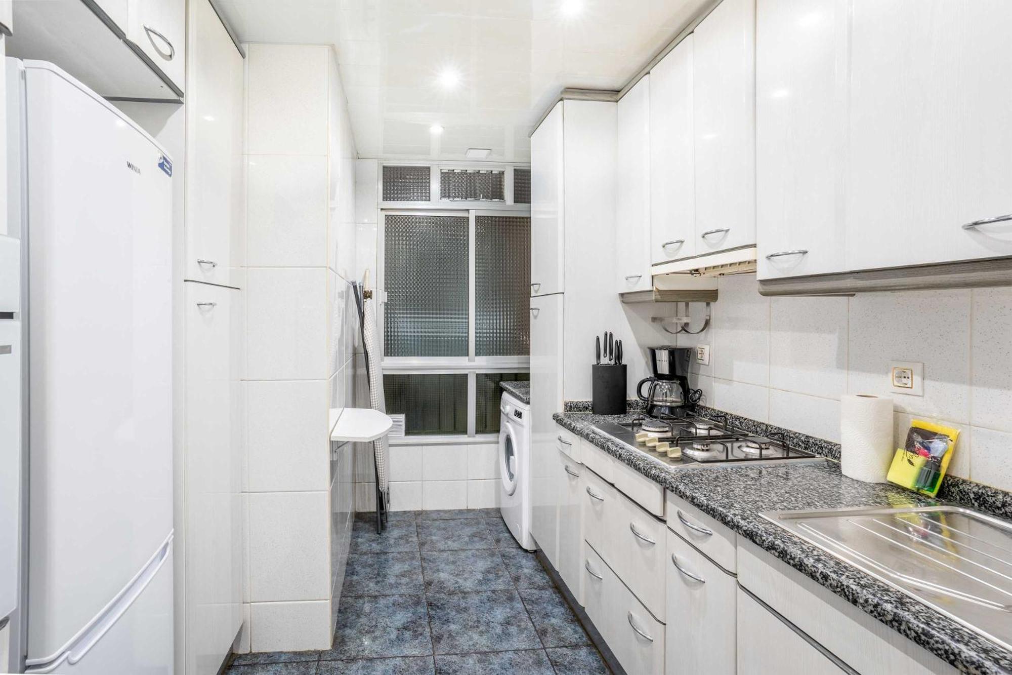 Next To Sagrada Familia 4-Bedroom Apartment Barcellona Esterno foto
